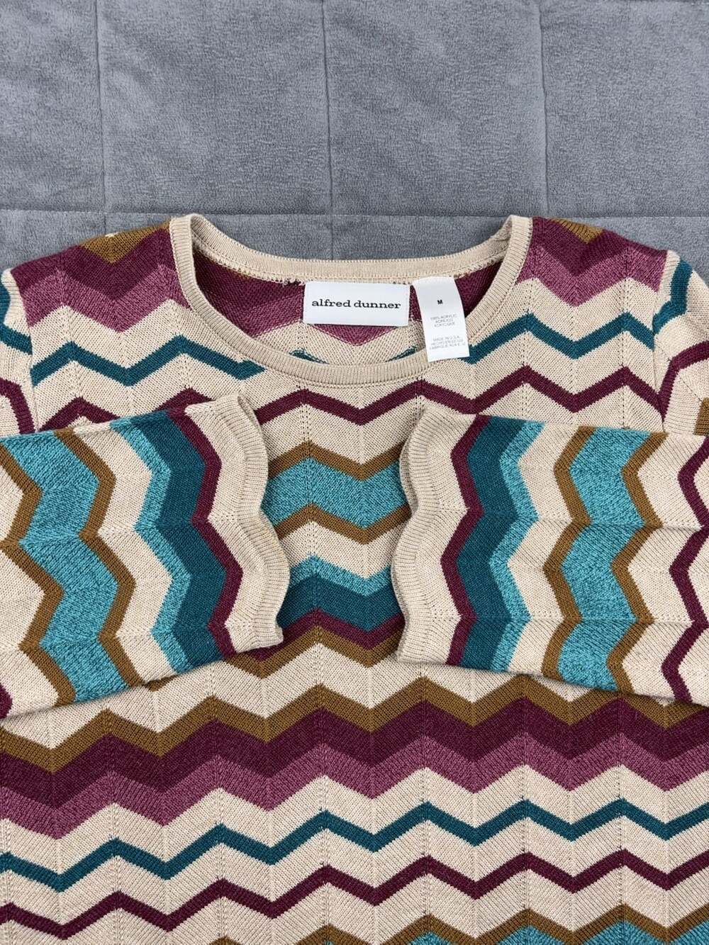 Alfred Dunner Chevron Pattern Knit Sweater Size M